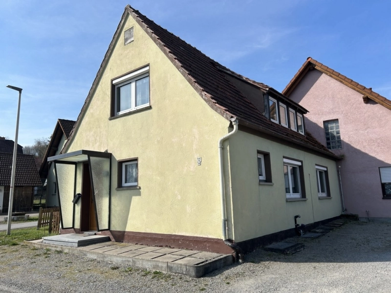 Straßenansicht