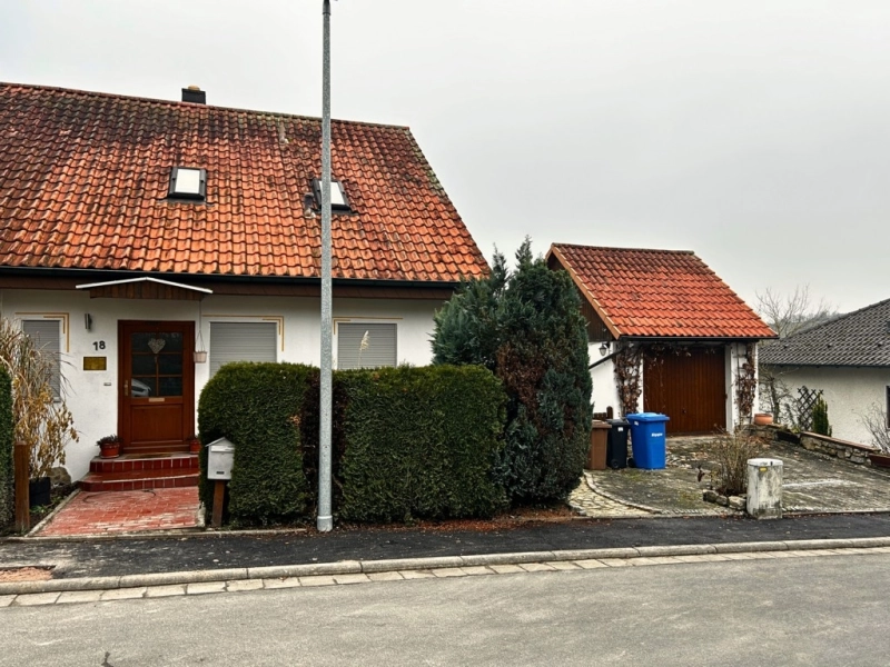 Straßenansicht