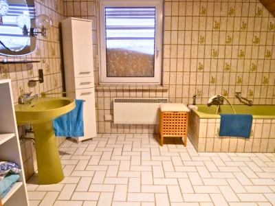 Badezimmer im Dachgeschoss